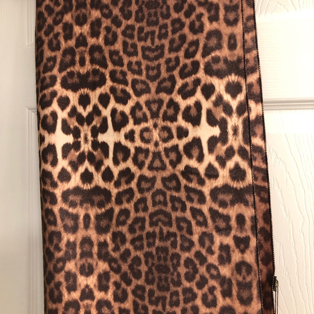Pretty wrap/shawl